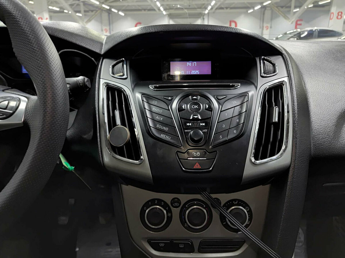 Ford Focus III, 2011 Фото №15