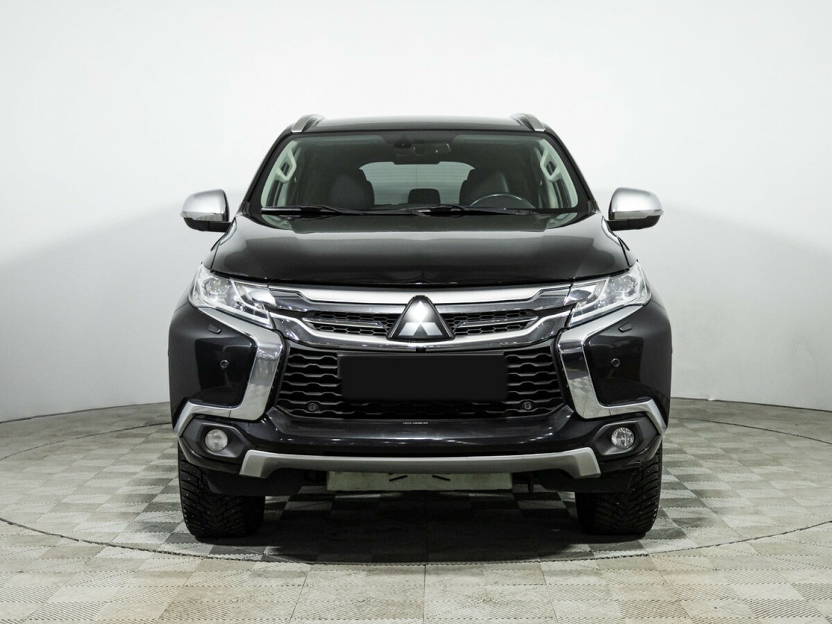 Mitsubishi Pajero Sport III, 2017 - 233 804 км. | Фото №2