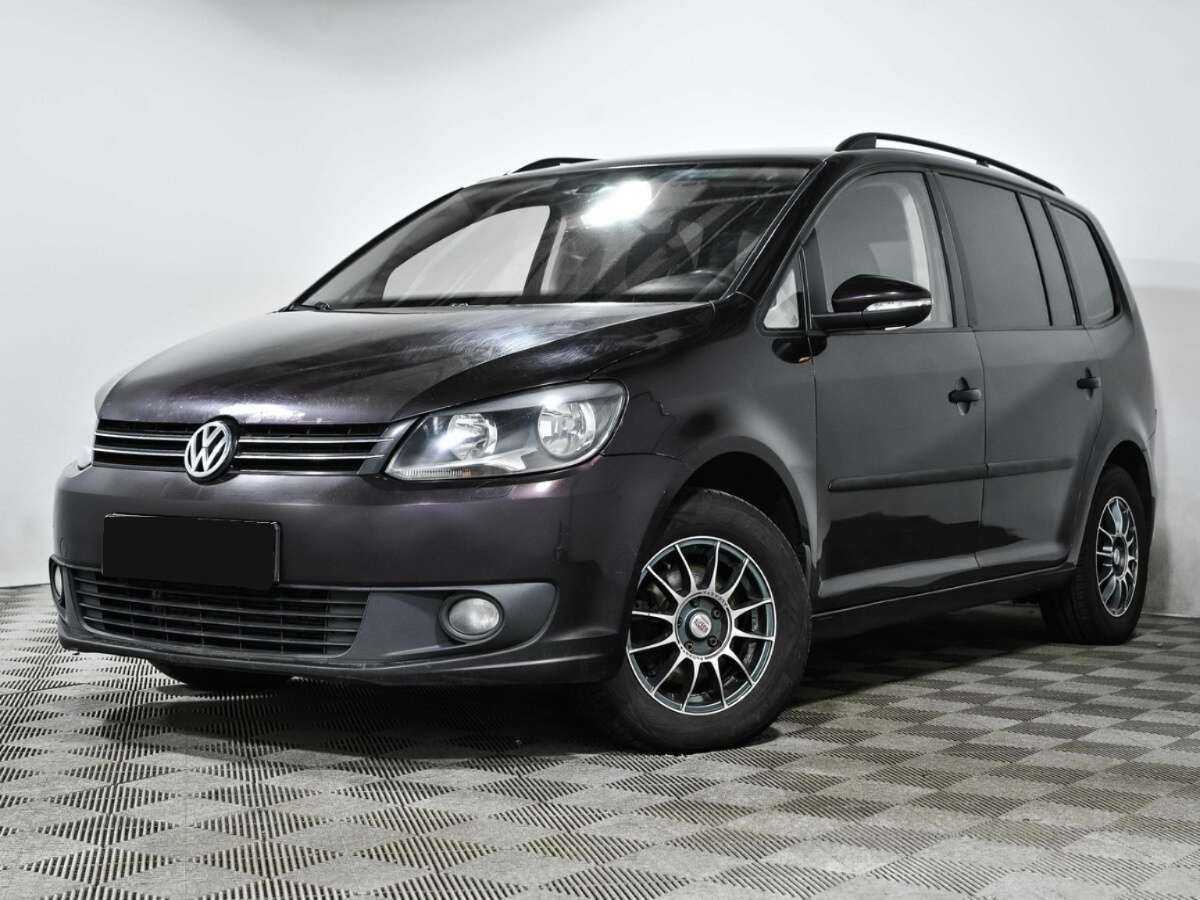 Volkswagen Touran, 2013 - 205 281 км. | Фото №1