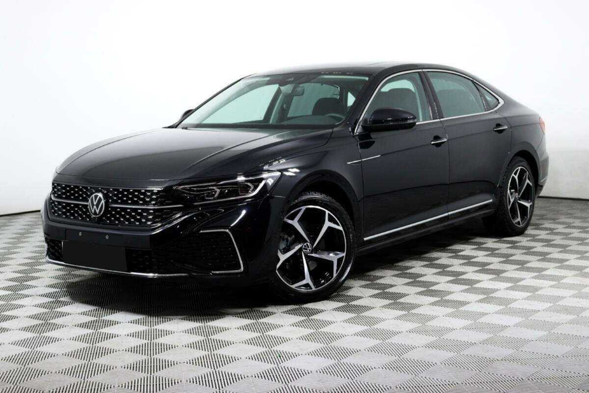 Volkswagen Passat (North America and China), 2023 - 8 628 км. | Фото №1