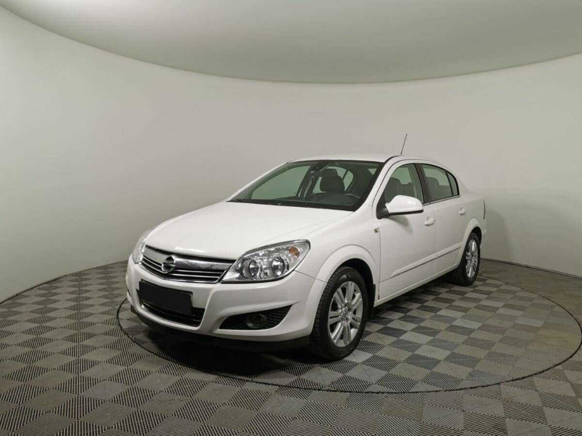 Opel Astra, 2011 - 183 818 км. | Фото №1