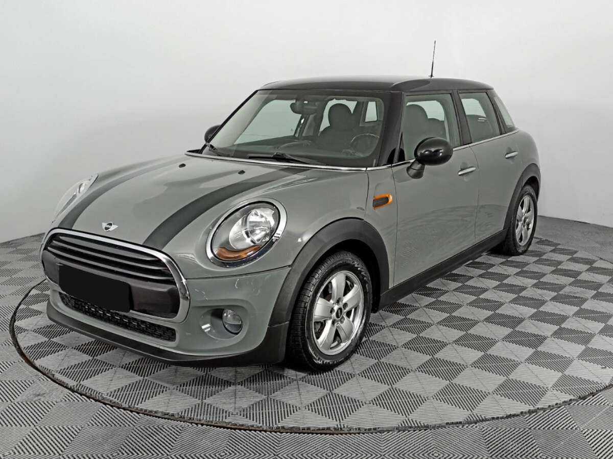 Mini Hatch Cooper, 2018 - 138 134 км. | Фото №1