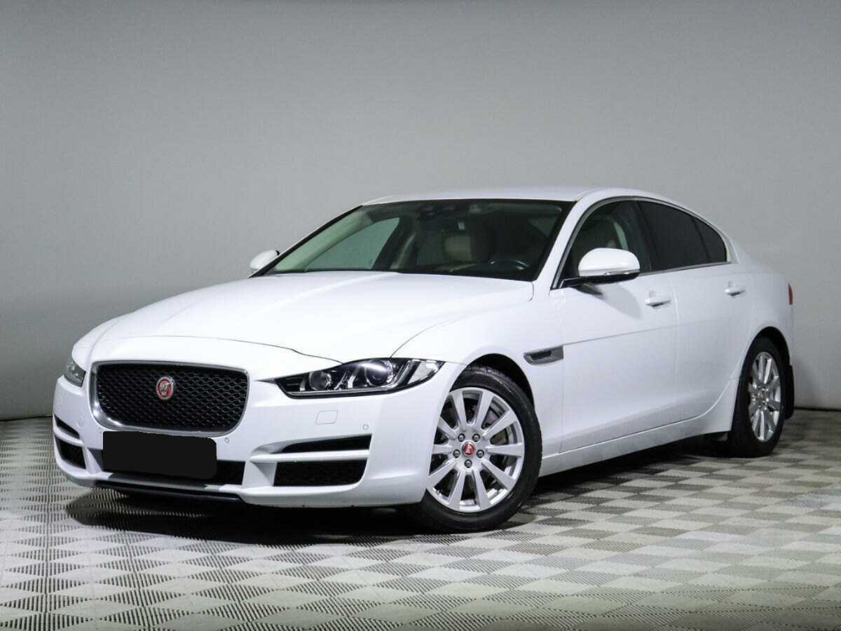 Jaguar XE, 2015 - 124 917 км. | Фото №1