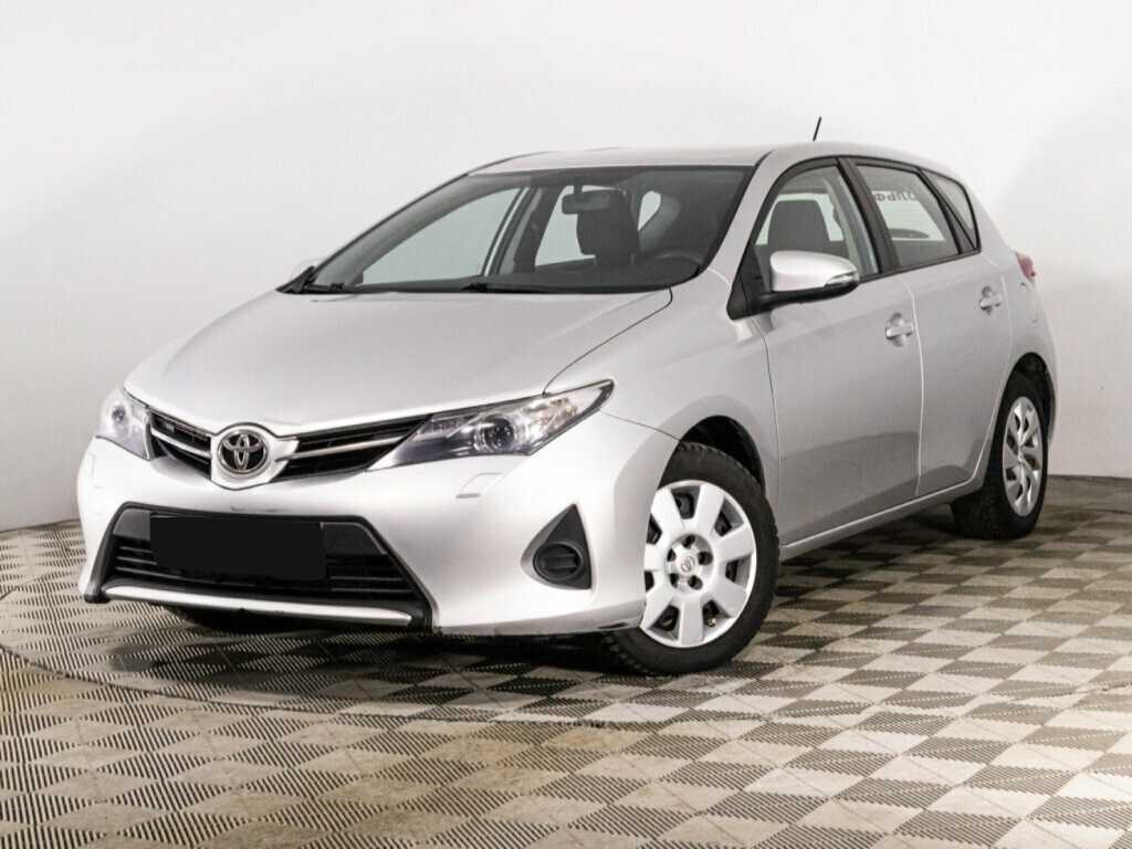Toyota Auris, 2013 - 183 559 км. | Фото №1