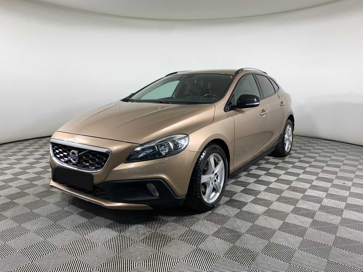 Volvo V40, 2015 - 101 225 км. | Фото №1