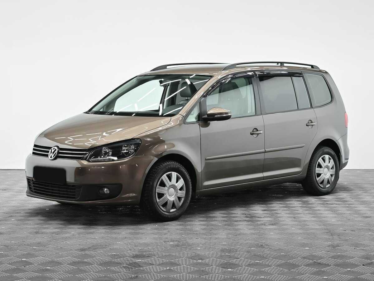 Volkswagen Touran, 2012 - 158 000 км. | Фото №1