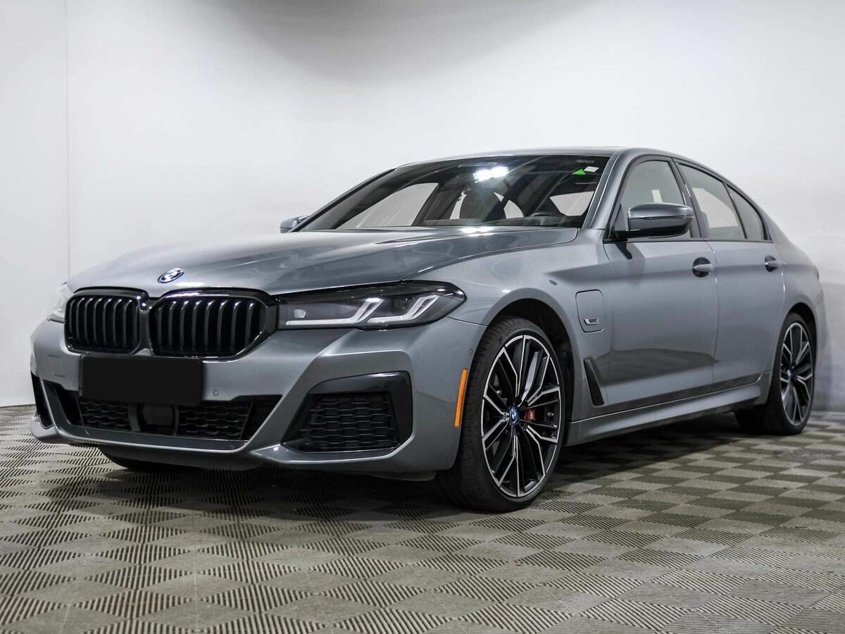BMW 5 серии 530e xDrive, 2022 - 12 751 км. | Фото №1