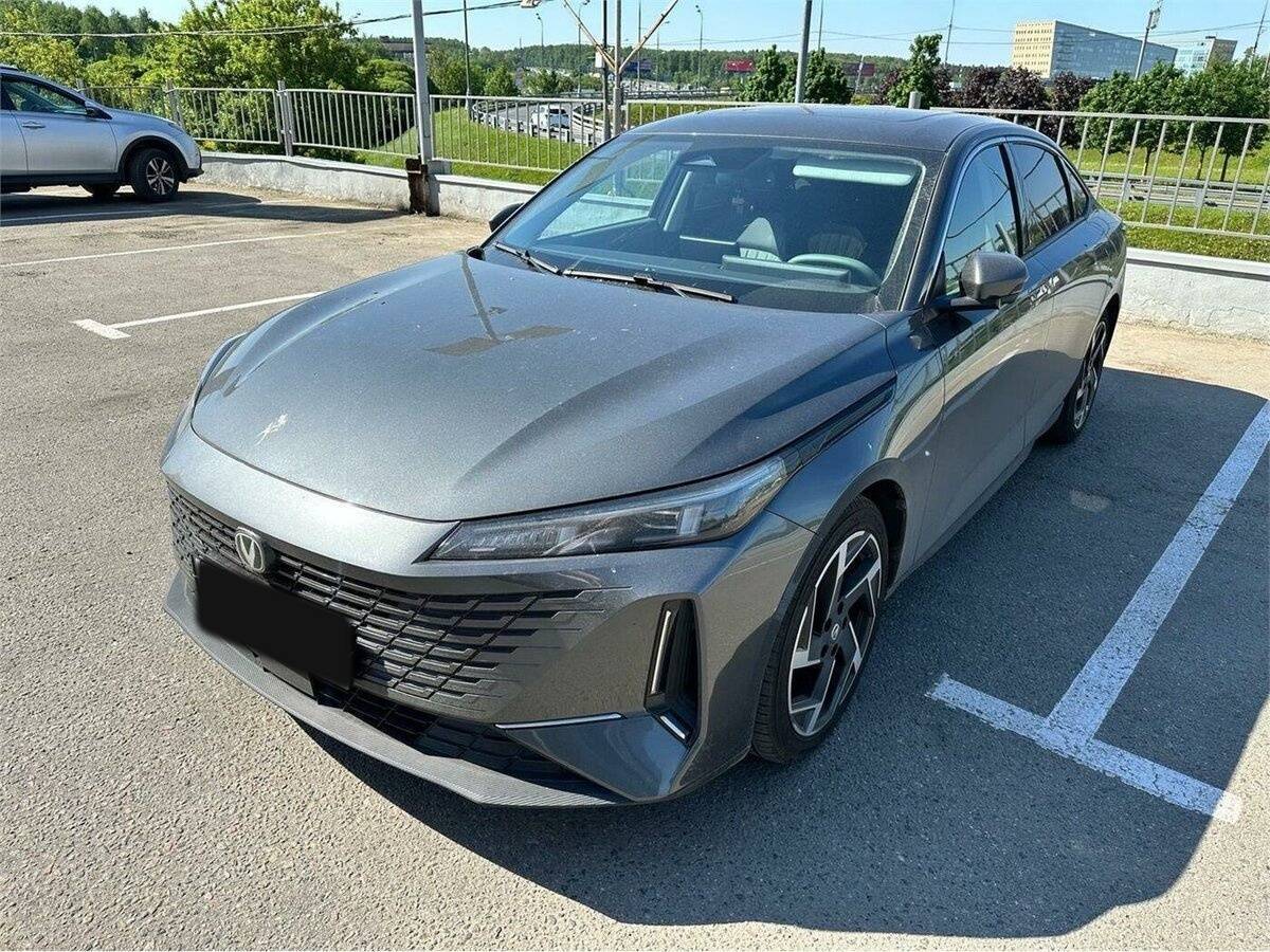 Changan Lamore, 2023 - 7 901 км. | Фото №1