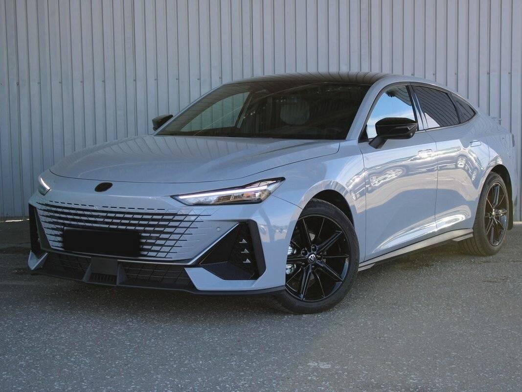 Changan UNI-V, 2023 - 4 120 км. | Фото №1