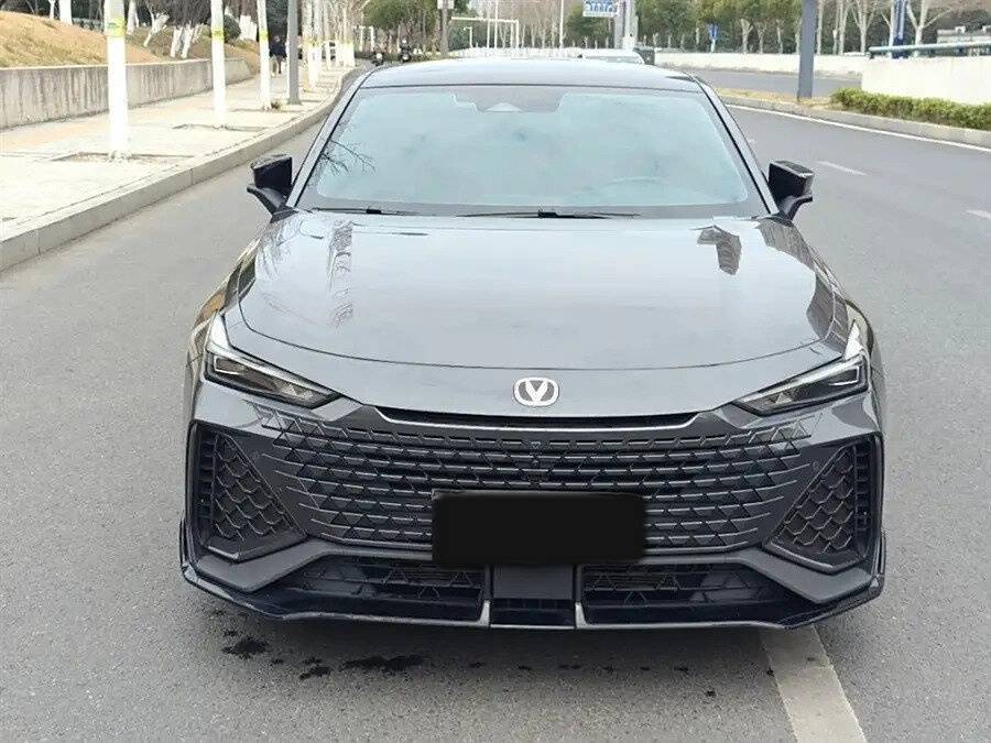 Changan UNI-V, 2022 - 27 843 км. | Фото №1