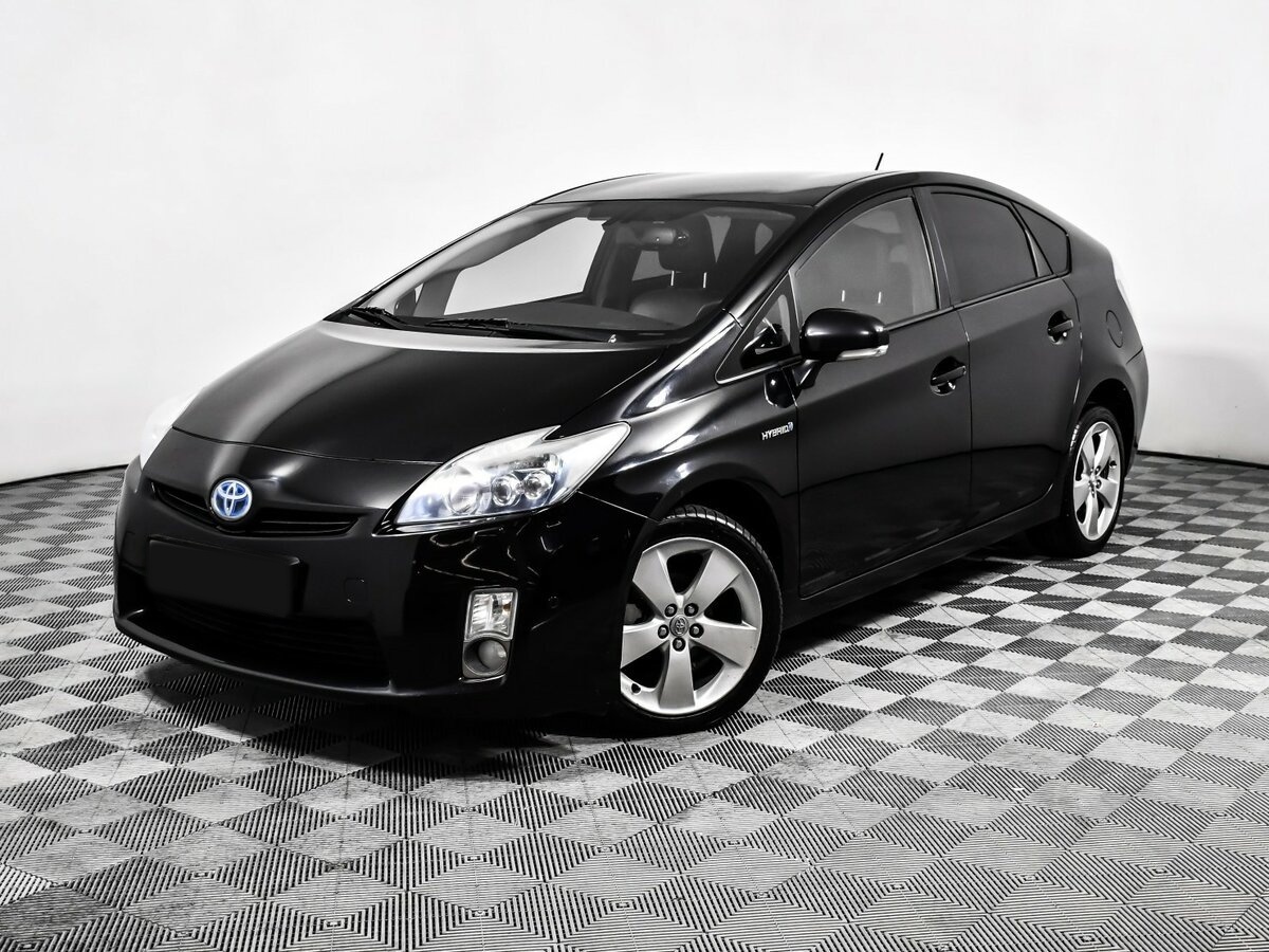 Toyota Prius III (XW30), 2010 - 187 000 км. | Фото №1