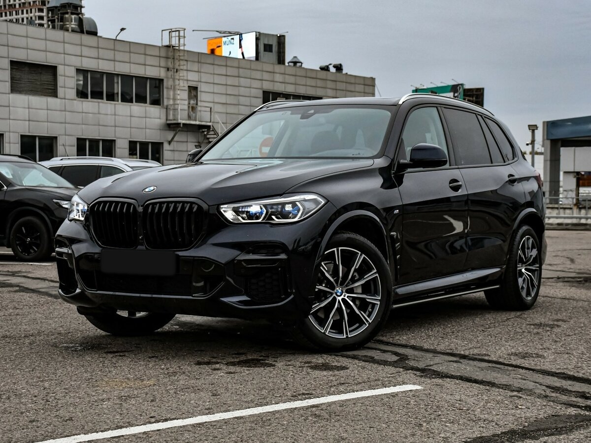 BMW X5 Long 30Li IV (G05/G18), 2023 - 17 000 км. | Фото №1