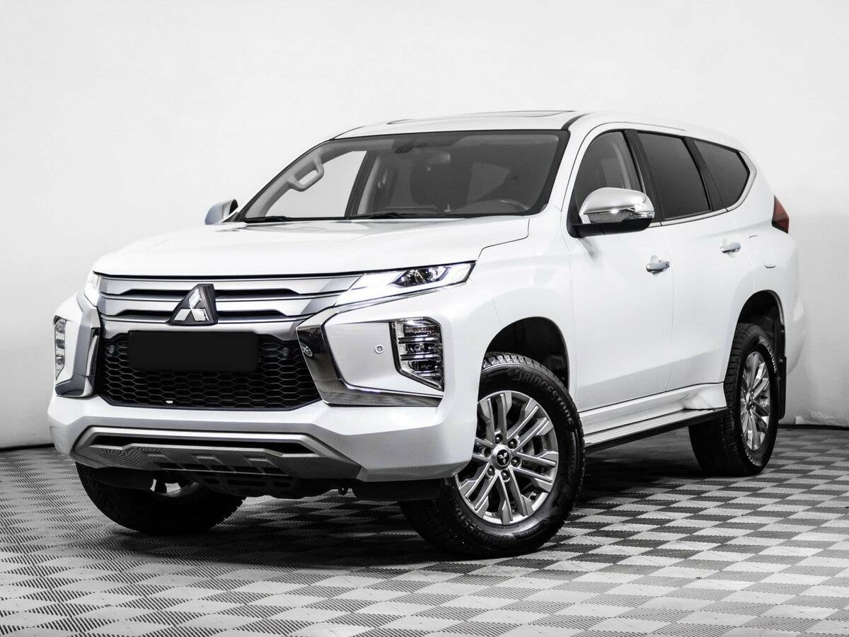 Mitsubishi Pajero Sport III Рестайлинг, 2020 - 13 000 км. | Фото №1